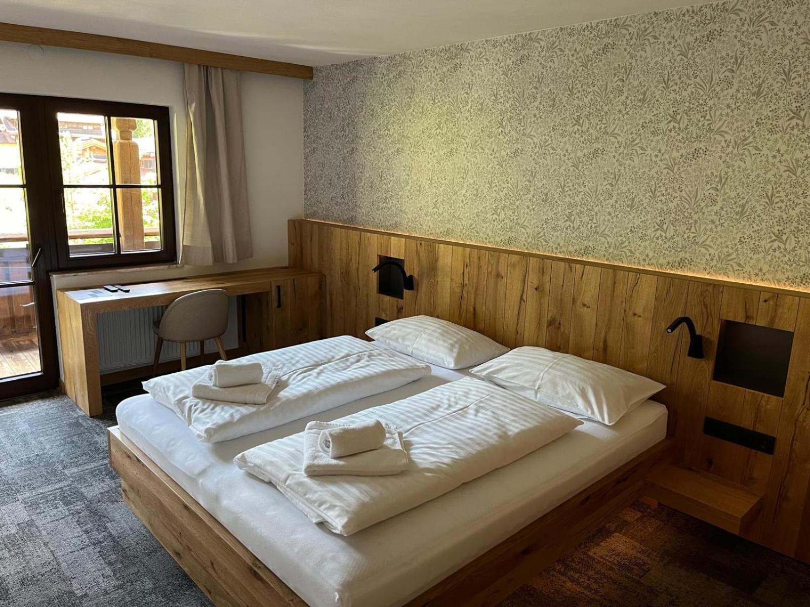 Tieflehner Hof Pitztalhaus Hotel Санкт-Леонгард-ім-Пітцталь Екстер'єр фото