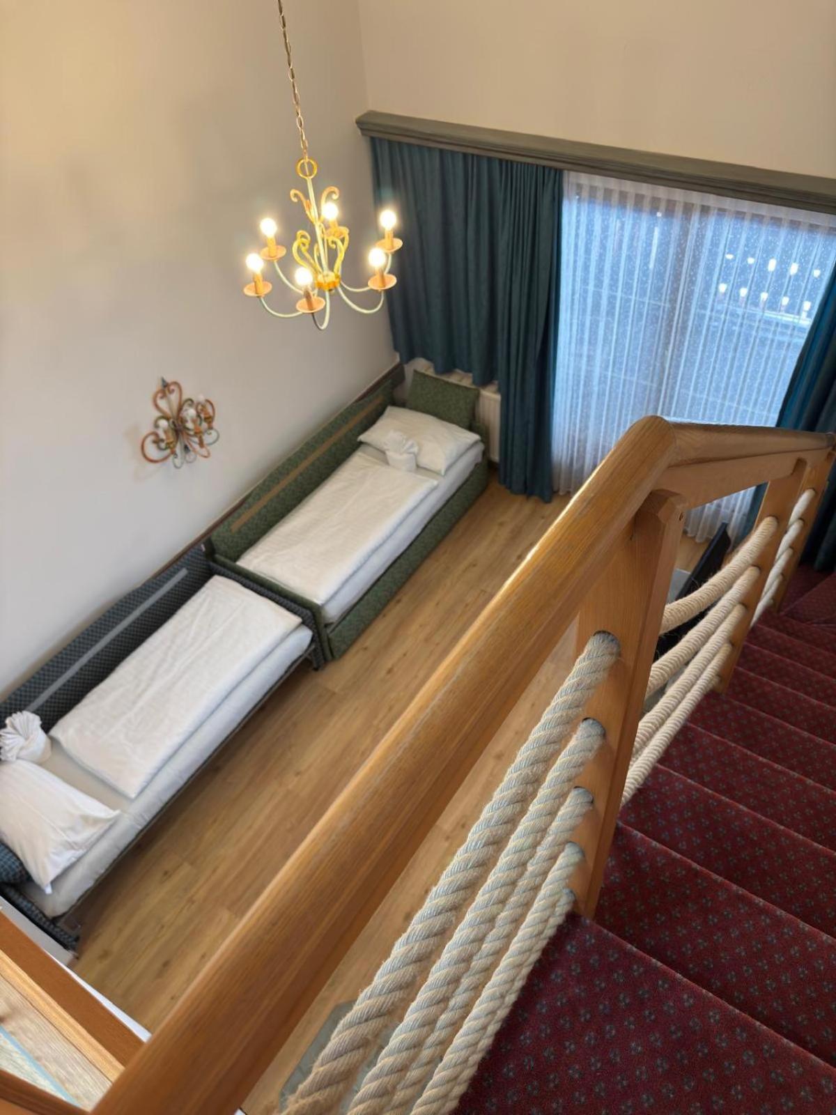 Tieflehner Hof Pitztalhaus Hotel Санкт-Леонгард-ім-Пітцталь Екстер'єр фото