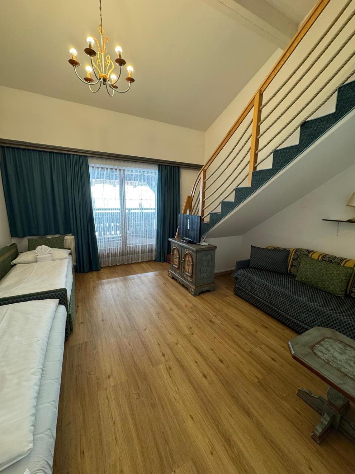 Tieflehner Hof Pitztalhaus Hotel Санкт-Леонгард-ім-Пітцталь Екстер'єр фото