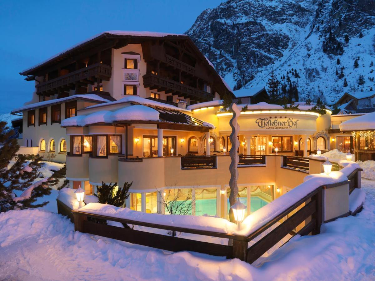 Tieflehner Hof Pitztalhaus Hotel Санкт-Леонгард-ім-Пітцталь Екстер'єр фото